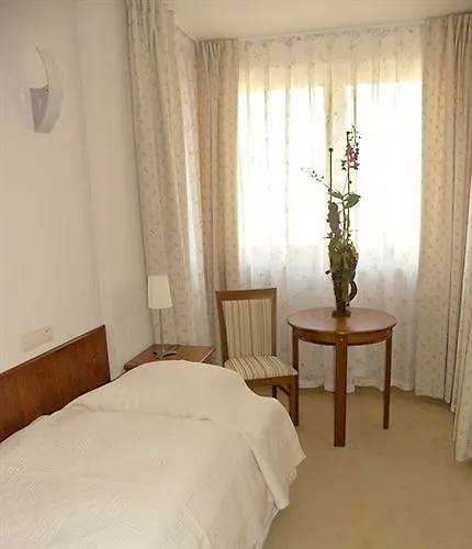 Willa Biala Lilia Old Town Gdańsk 3*,